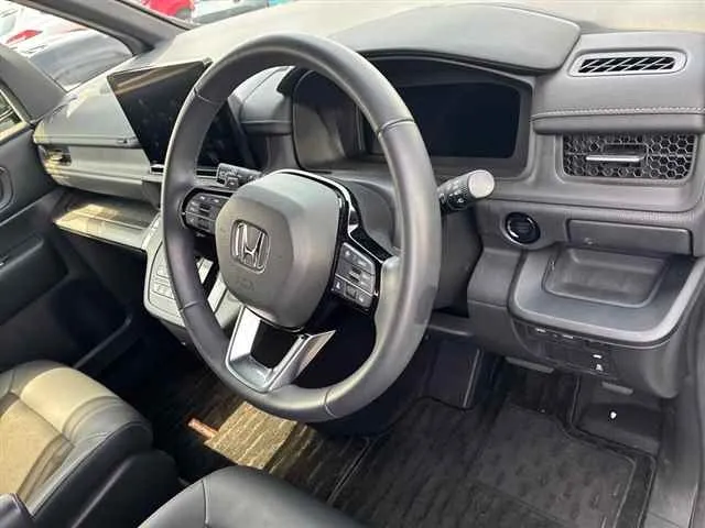 HONDA STEP WAGON 2023