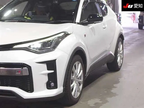 TOYOTA C-HR 2023