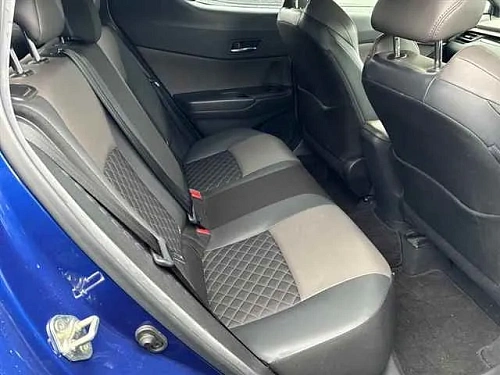 TOYOTA C-HR 2023